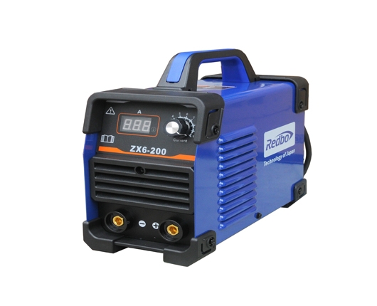 QUE REDBO ZX6 200A
